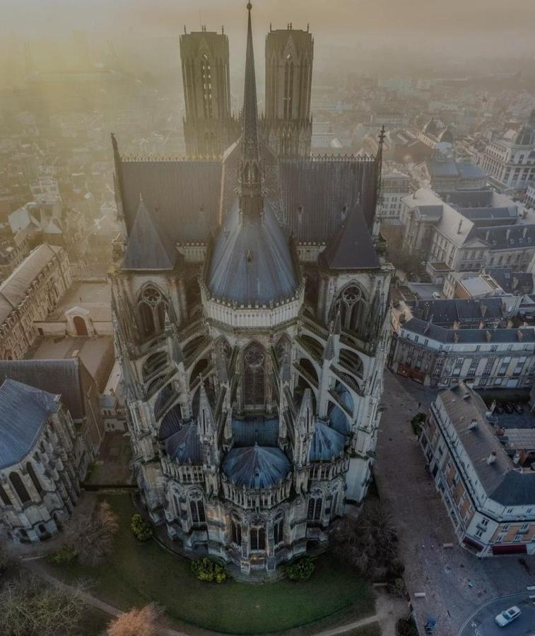 La Place Des Sacres, Proche Gare Et Centre ランス エクステリア 写真